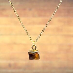 Indio Jewelry Delicate Gold Tiger Eye Gemstone Pendant Necklace #205